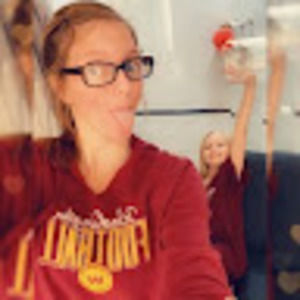 Meet your Posher, Stephanie